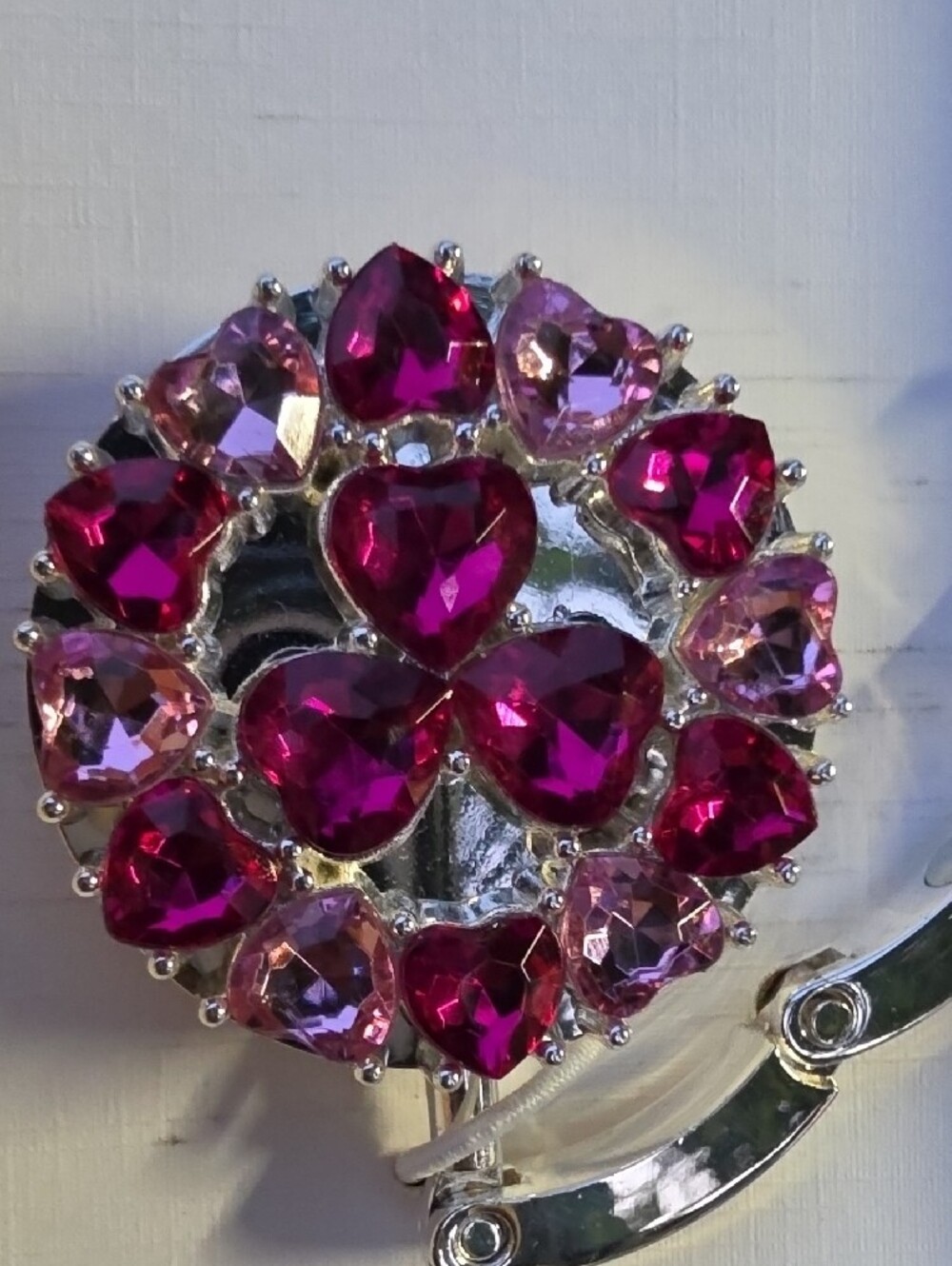 Liz Claiborne Red and Pink Crystal Handbag Hook - Picture 8 of 9